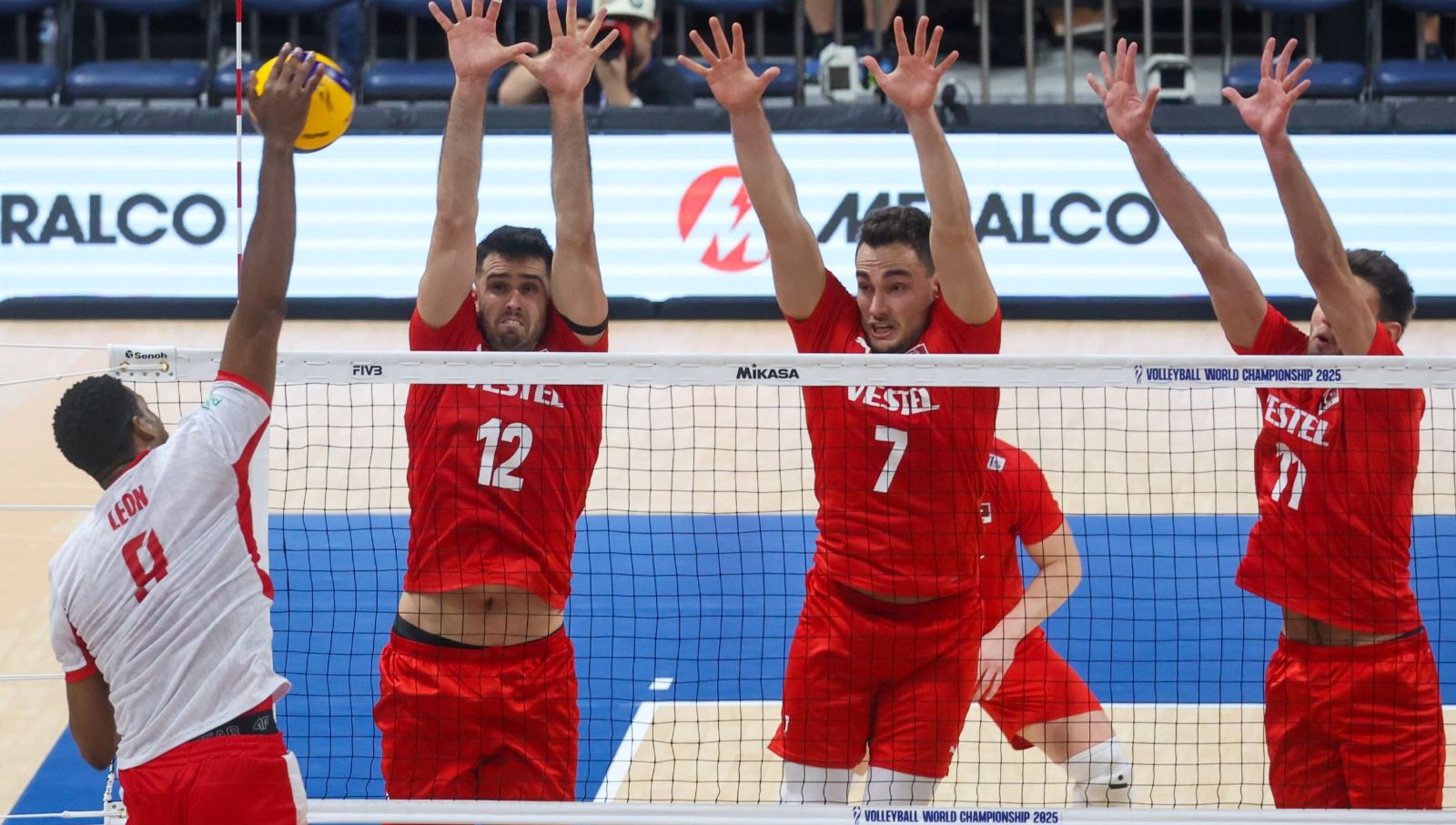 filenin efelerinden ceyrek finalde veda DnrPLsQg