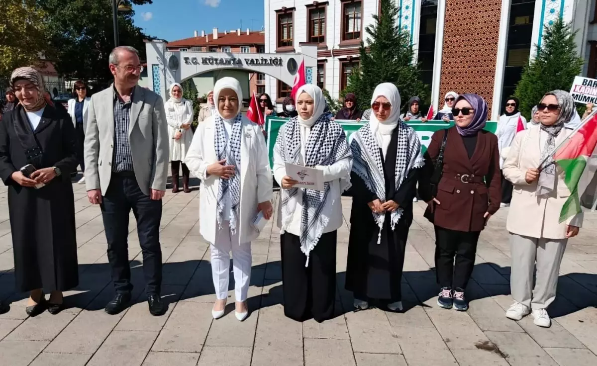 ak parti kutahya il kadin kollari baskanligindan gazze icin sessiz ciglik zinciri bpvzCwzk