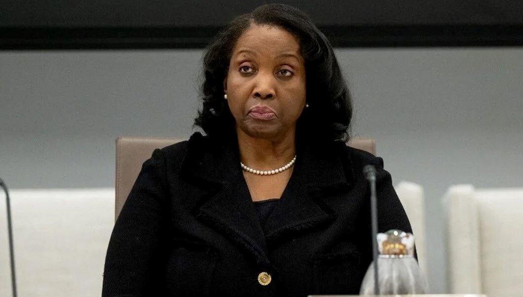 trumpin kovulmasini istedigi cook gorevine devam edecek vYk1OzPc