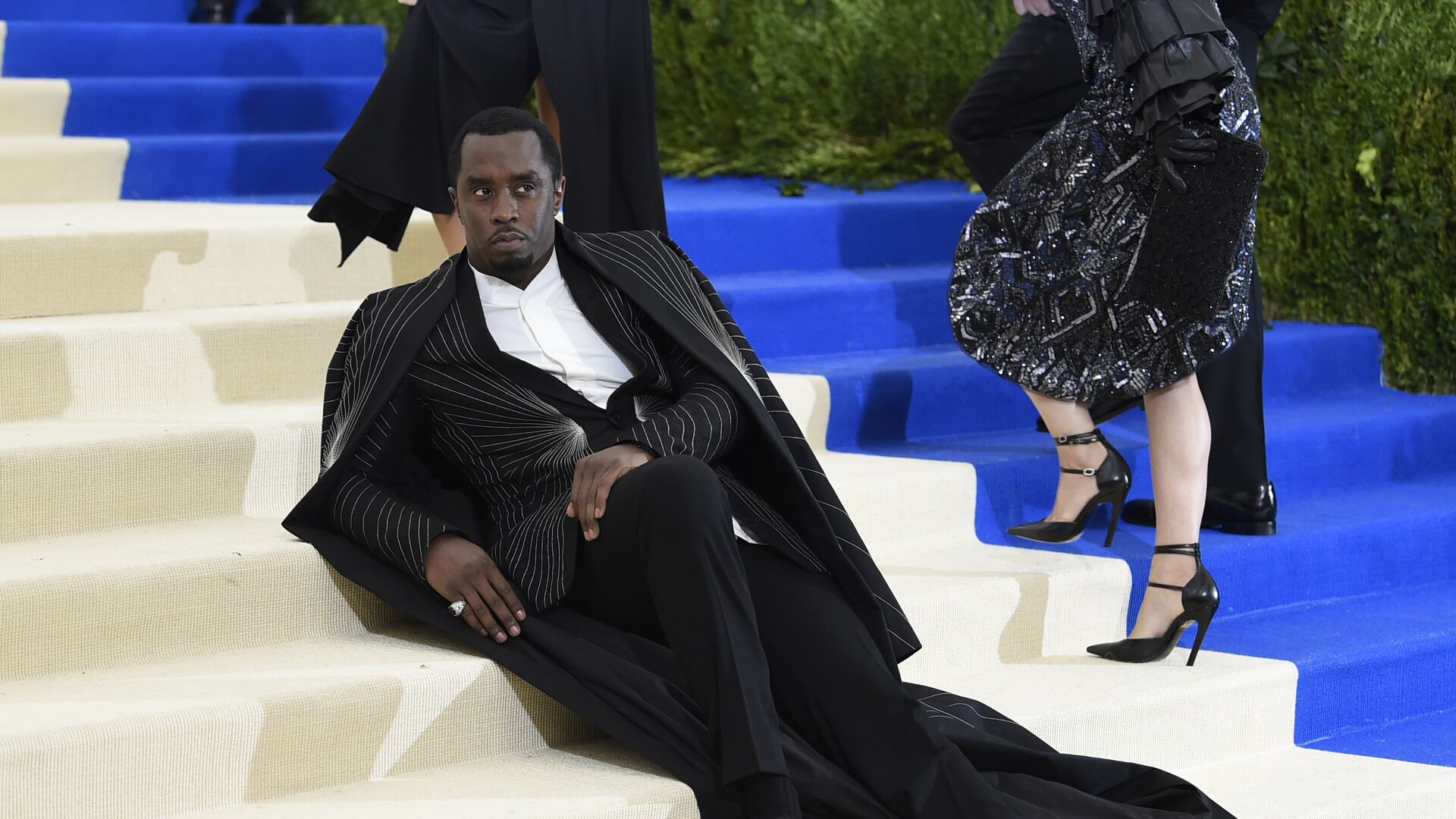 sean diddy combs dusuk guvenlikli hapishaneye nakledildi rehabilitasyon talep etti AnzvKILF.jpg